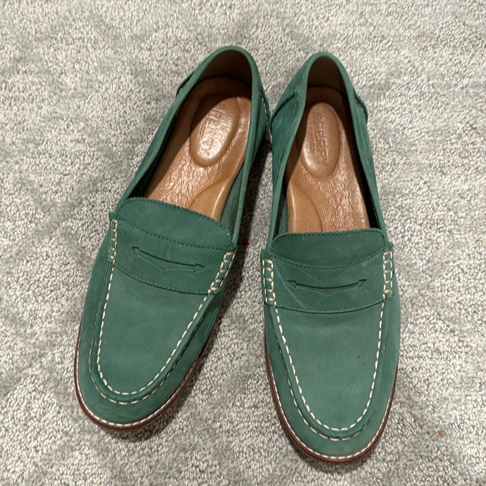 Sperry/green suede/penny loafer/size 10